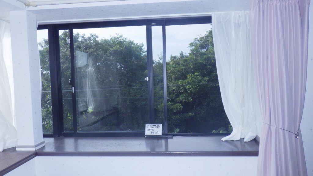 ⑭２階洋室５<br />
<br />
W１６６３×H１０１３<br />
中サイズ　窓面積（1.6㎡以上2.8㎡未満）