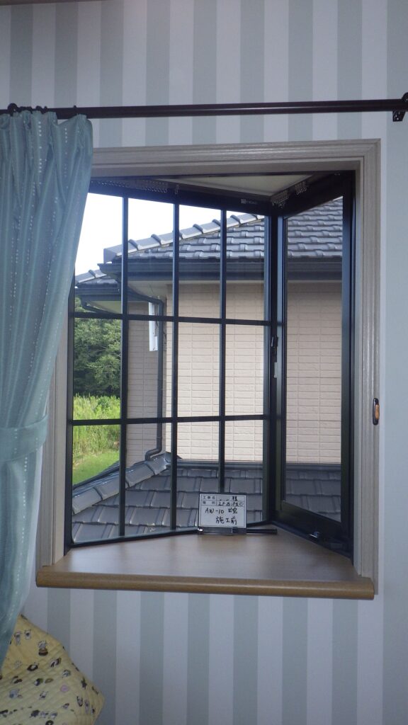 ⑩２階洋室２<br />
<br />
W７３９×H９９３<br />
小サイズ　窓面積（0.2㎡以上1.6㎡未満）